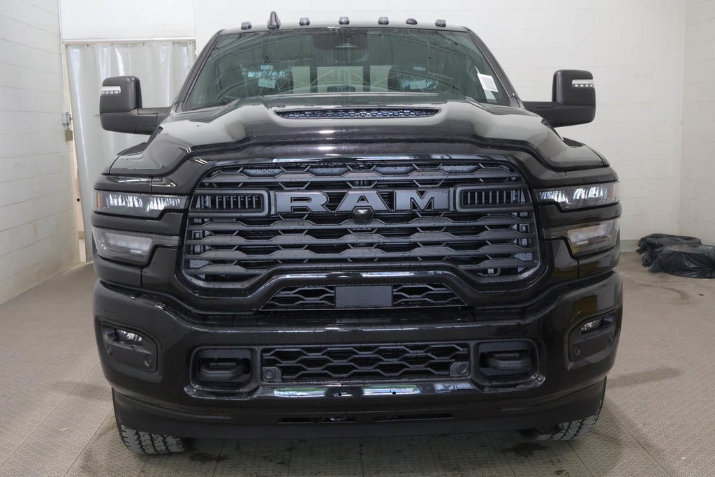 2026 Ram 2500 BLACK EXPRESS in Terrebonne, Quebec - 2 - w1024h768px