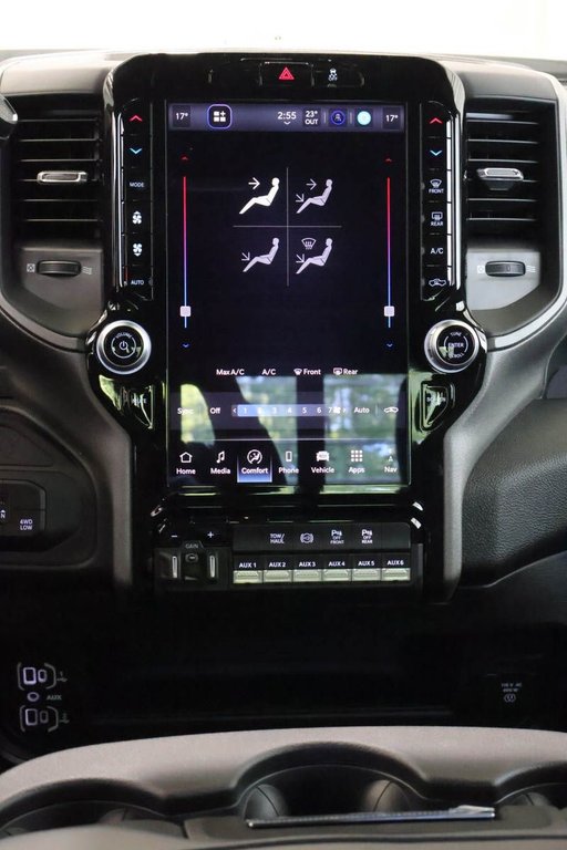 2026 Ram 2500 BLACK EXPRESS in Terrebonne, Quebec - 16 - w1024h768px