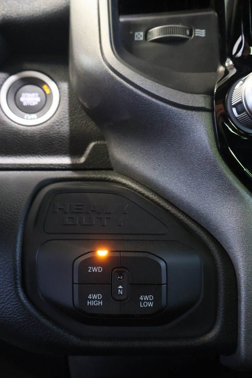 2026 Ram 2500 BLACK EXPRESS in Terrebonne, Quebec - 15 - w1024h768px