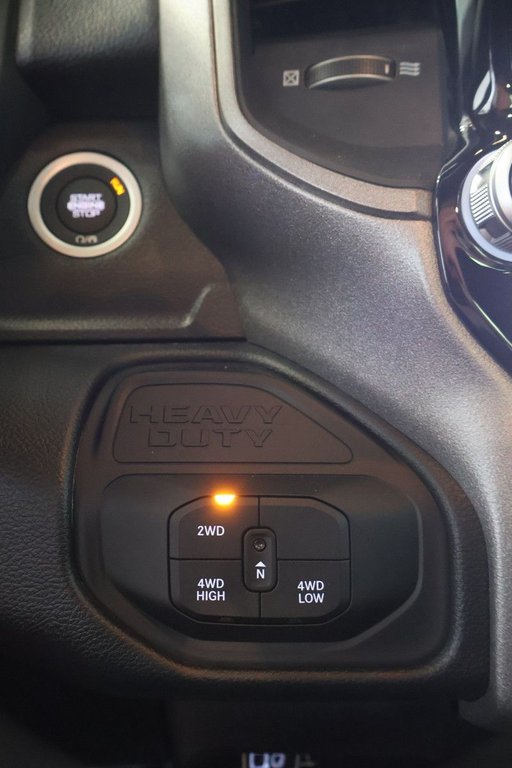 2026 Ram 2500 BLACK EXPRESS in Terrebonne, Quebec - 16 - w1024h768px