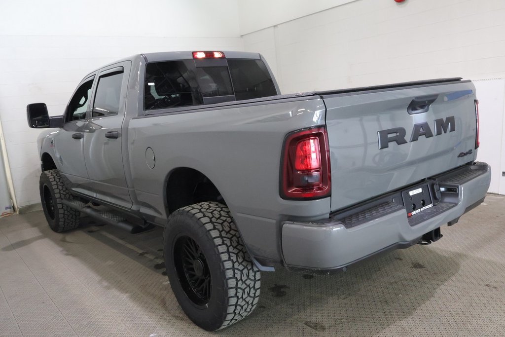 2026 Ram 2500 BLACK EXPRESS in Terrebonne, Quebec - 18 - w1024h768px