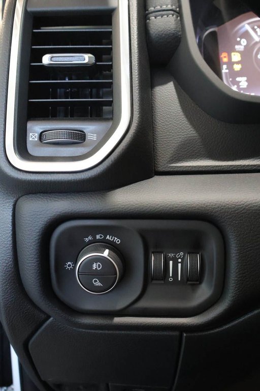 2026 Ram 2500 LARAMIE in Terrebonne, Quebec - 17 - w1024h768px
