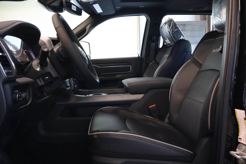 2026 Ram 2500 LARAMIE in Terrebonne, Quebec - 8 - w1024h768px