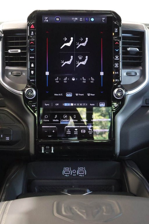 2026 Ram 2500 LARAMIE in Terrebonne, Quebec - 17 - w1024h768px