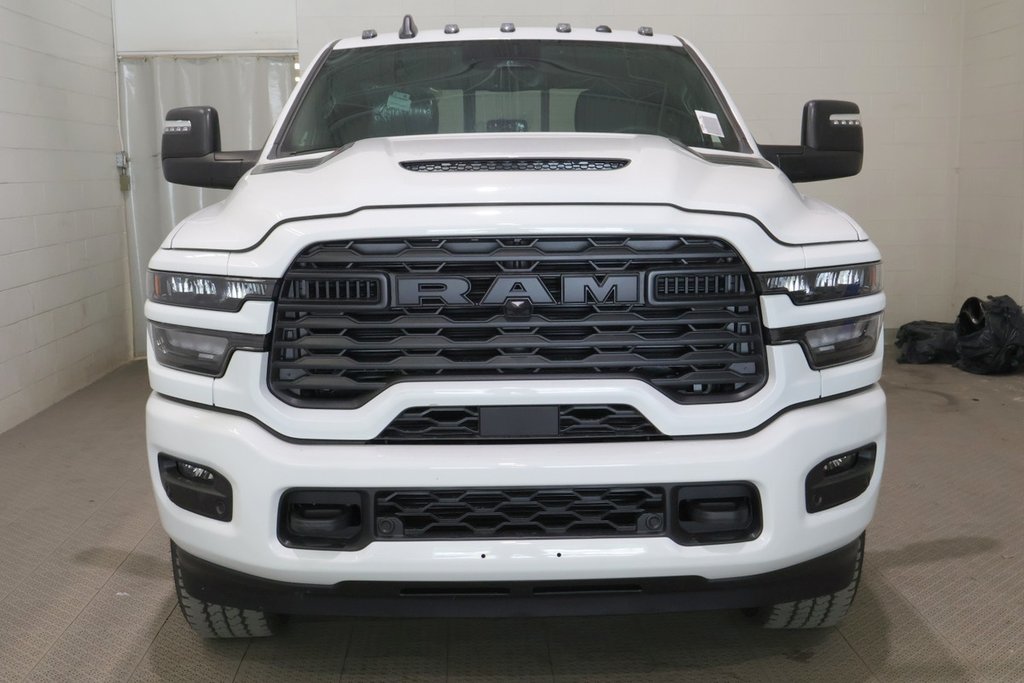 2026 Ram 2500 BLACK EXPRESS in Terrebonne, Quebec - 3 - w1024h768px