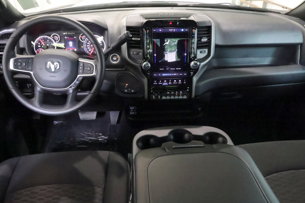 2026 Ram 2500 BLACK EXPRESS in Terrebonne, Quebec - 6 - w1024h768px