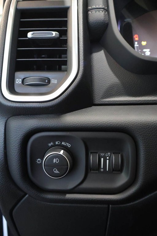 Ram 2500 LARAMIE 2026 à Terrebonne, Québec - 17 - w1024h768px