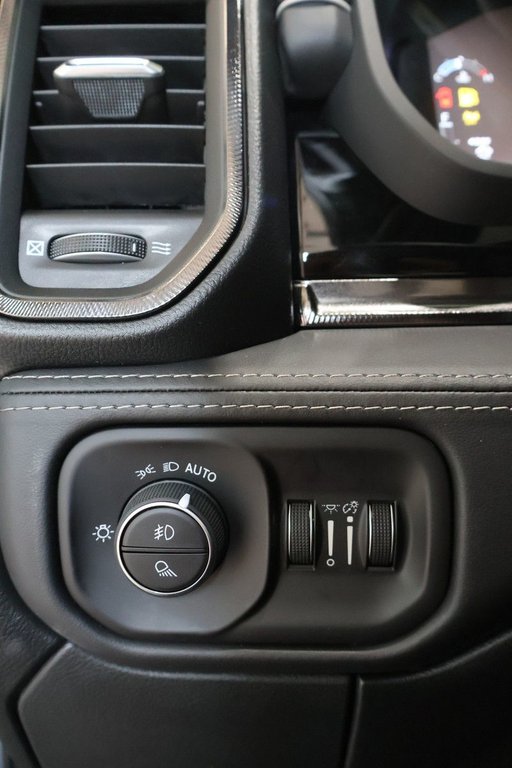 2026 Ram 2500 REBEL in Terrebonne, Quebec - 14 - w1024h768px