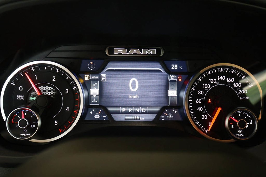 2026 Ram 2500 BIG HORN in Terrebonne, Quebec - 14 - w1024h768px