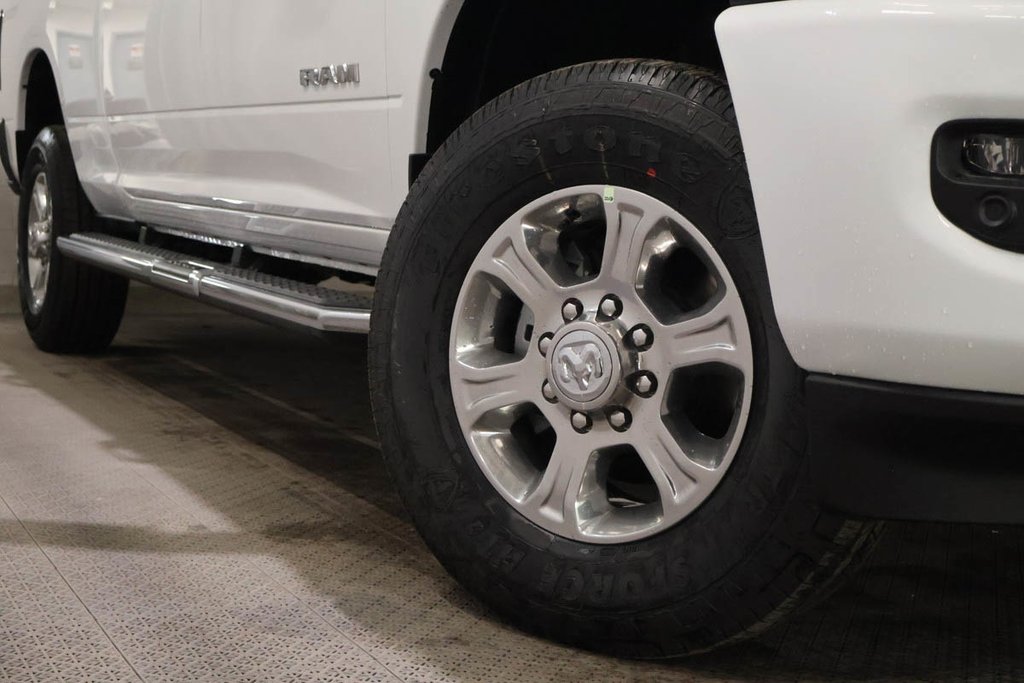 2026 Ram 2500 BIG HORN in Terrebonne, Quebec - 7 - w1024h768px