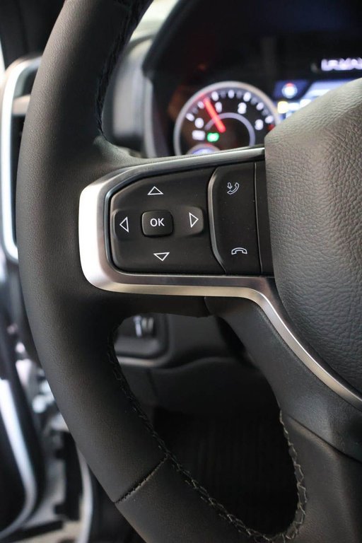 2026 Ram 2500 BIG HORN in Terrebonne, Quebec - 12 - w1024h768px