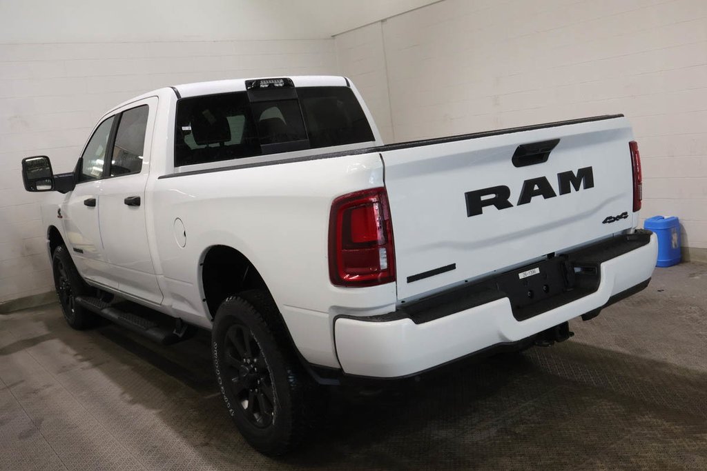 2026 Ram 2500 BIG HORN in Terrebonne, Quebec - 4 - w1024h768px