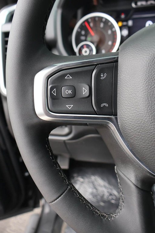 2026 Ram 2500 BIG HORN in Terrebonne, Quebec - 11 - w1024h768px