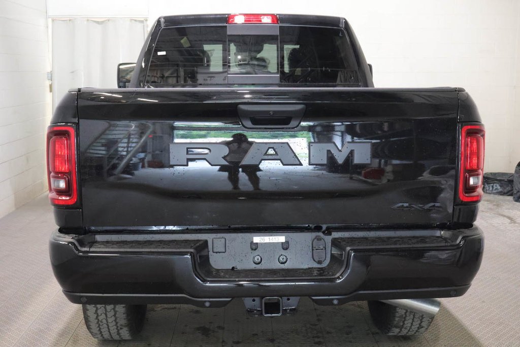 2026 Ram 2500 BLACK EXPRESS in Terrebonne, Quebec - 5 - w1024h768px