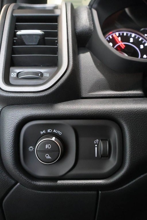 2026 Ram 2500 BLACK EXPRESS in Terrebonne, Quebec - 20 - w1024h768px