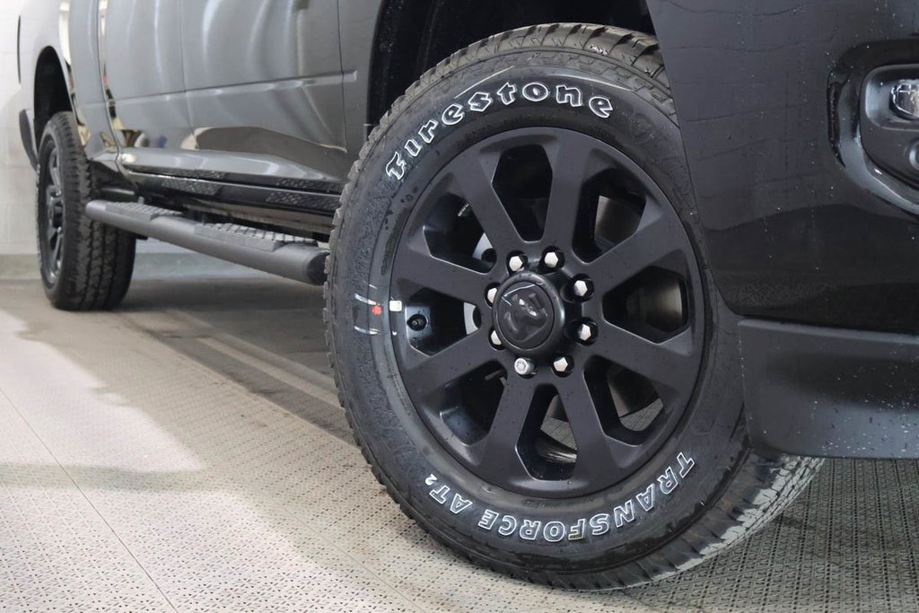 2026 Ram 2500 BLACK EXPRESS in Terrebonne, Quebec - 7 - w1024h768px