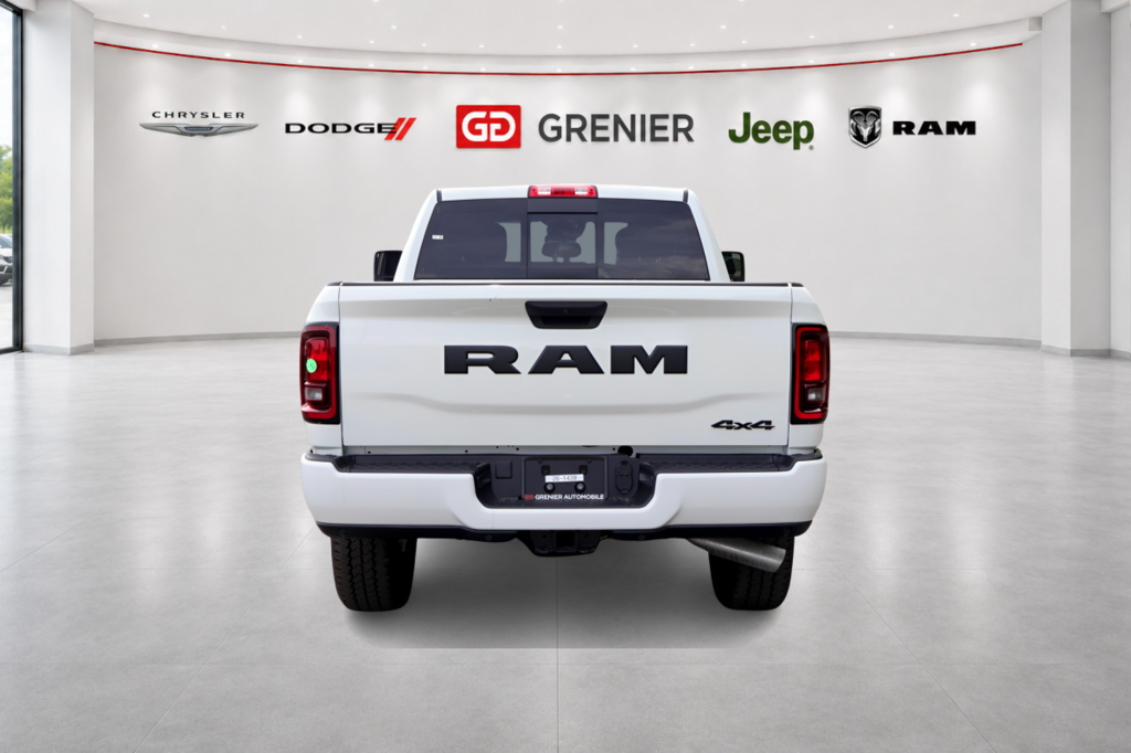 2026 Ram 2500 BLACK EXPRESS in Terrebonne, Quebec - 5 - w1024h768px