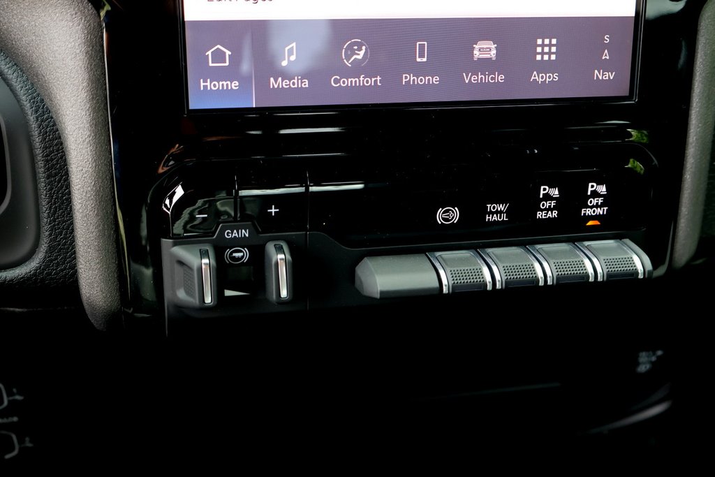 2026 Ram 2500 BLACK EXPRESS in Terrebonne, Quebec - 18 - w1024h768px