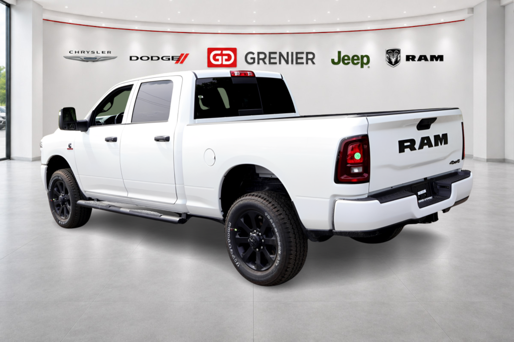 2026 Ram 2500 BLACK EXPRESS in Terrebonne, Quebec - 4 - w1024h768px
