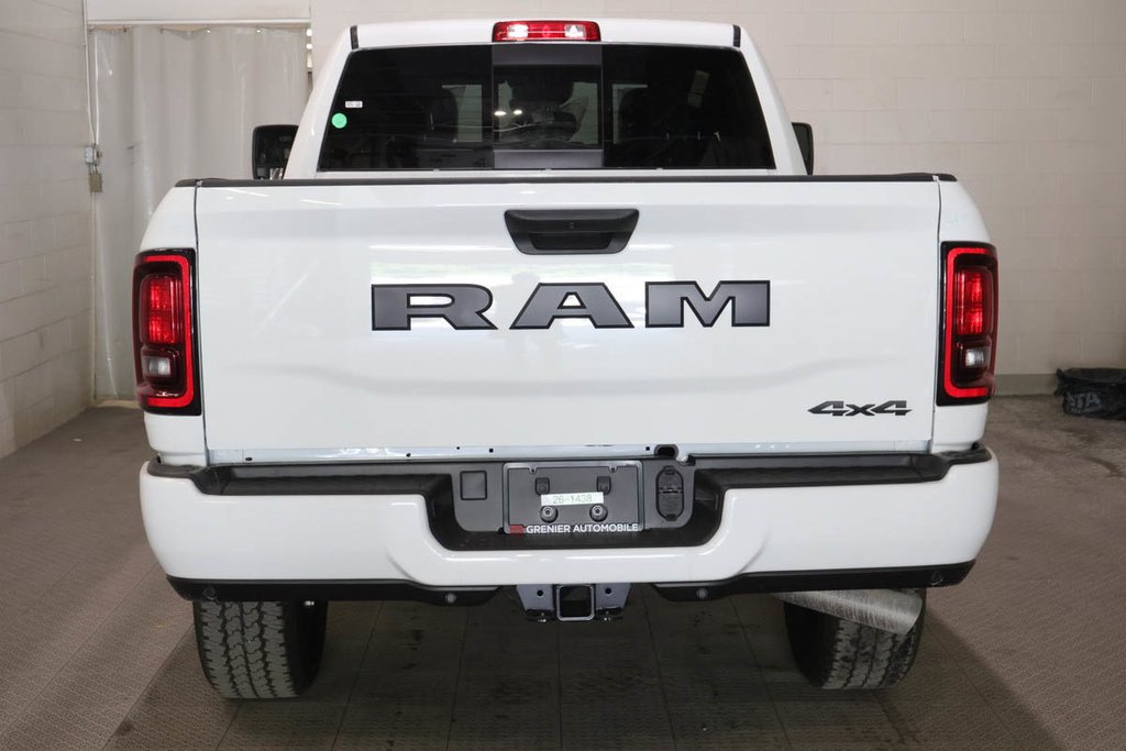 2026 Ram 2500 BLACK EXPRESS in Terrebonne, Quebec - 5 - w1024h768px