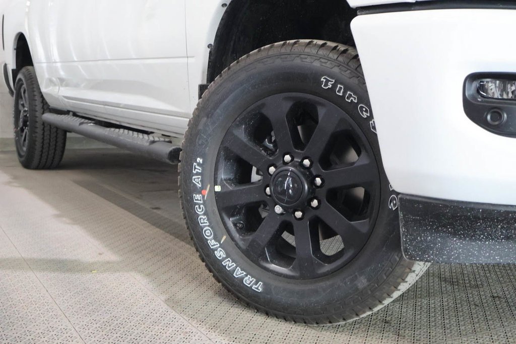 2026 Ram 2500 BLACK EXPRESS in Terrebonne, Quebec - 7 - w1024h768px