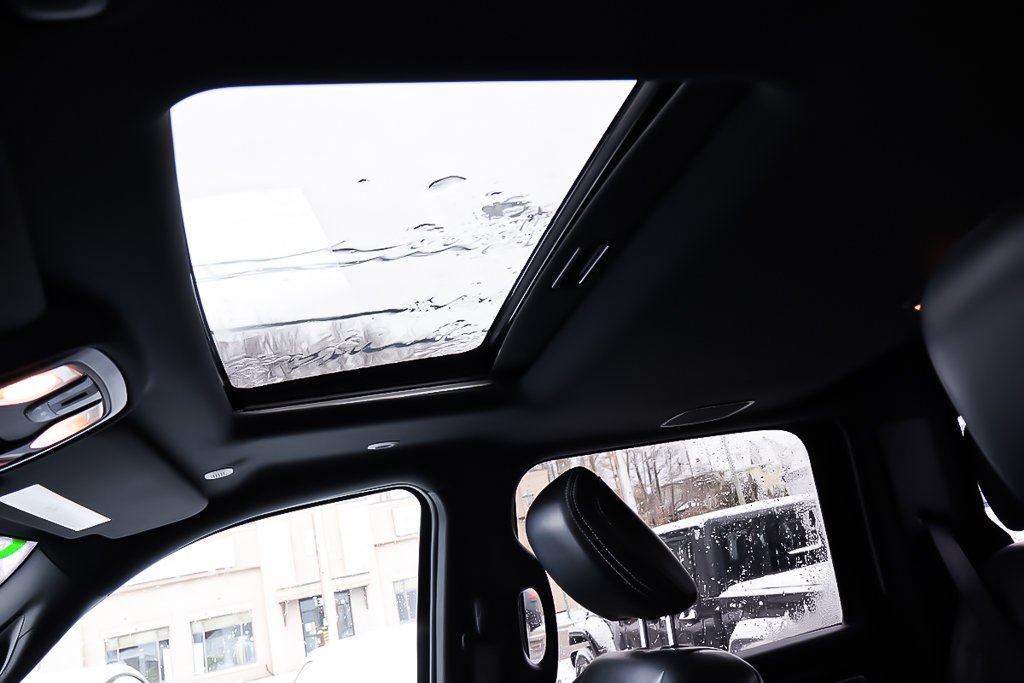 2021 Ram 3500 BIG HORN + CREW CAB + 4X4 + NIGHT EDITION + DIESEL in Terrebonne, Quebec - 11 - w1024h768px