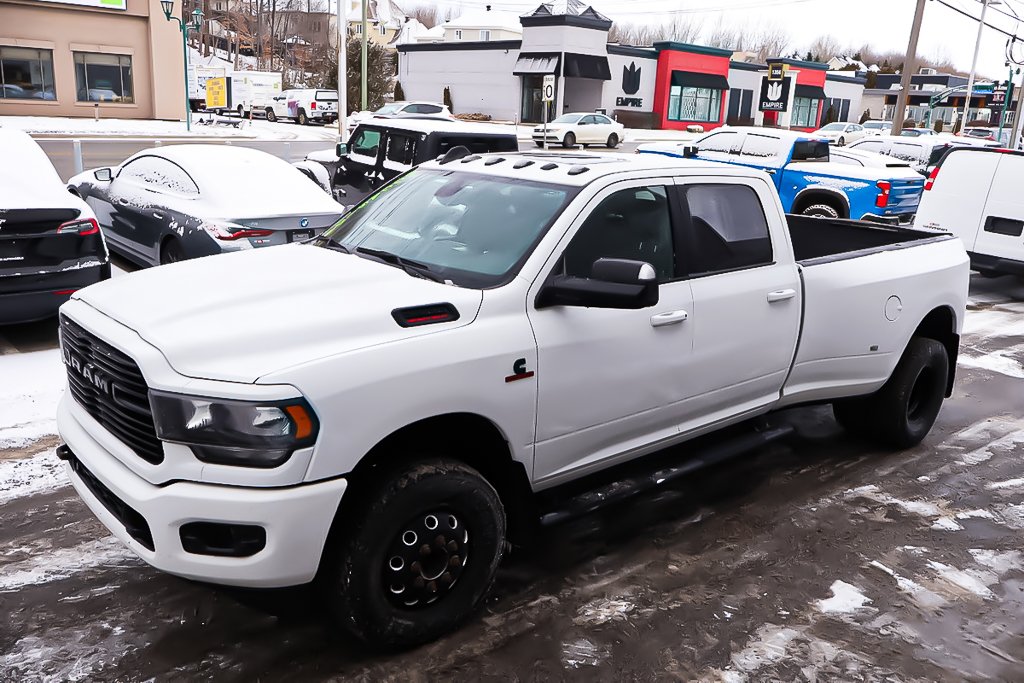 2021 Ram 3500 BIG HORN + CREW CAB + 4X4 + NIGHT EDITION + DIESEL in Terrebonne, Quebec - 3 - w1024h768px
