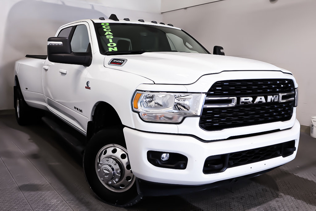 2023 Ram 3500 BIG HORN + 4X4 + DIESEL + CREW CAB + ALLURE SPORT in Terrebonne, Quebec - 1 - w1024h768px