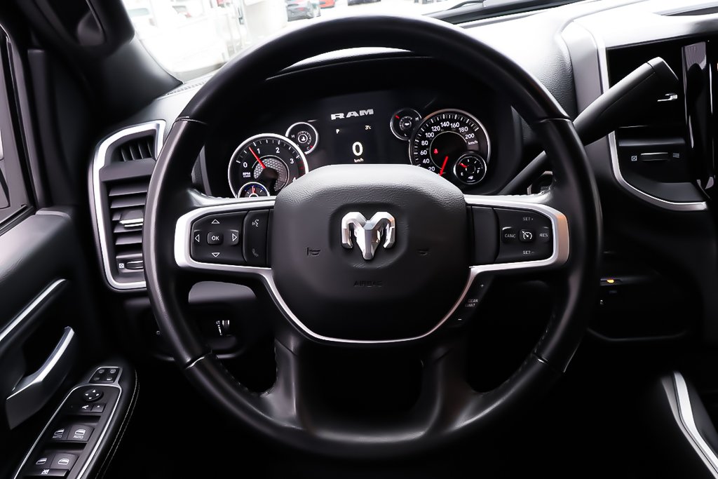 2024 Ram 3500 BIG HORN + 4X4 + CREW CAB +  DIESEL in Terrebonne, Quebec - 14 - w1024h768px