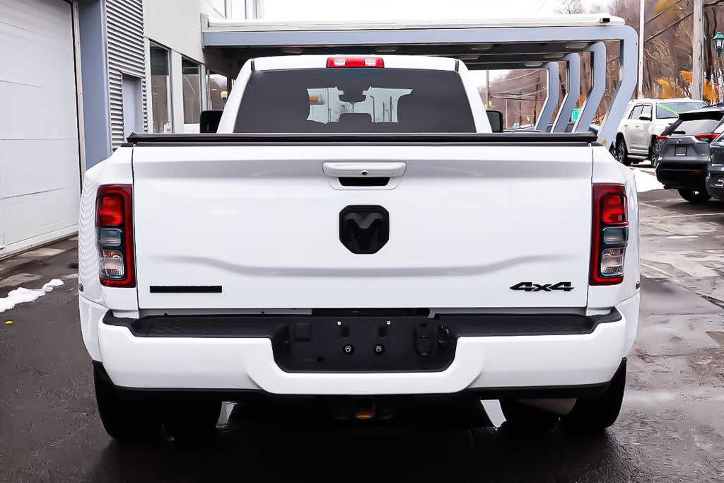 2024 Ram 3500 BIG HORN + 4X4 + CREW CAB +  DIESEL in Terrebonne, Quebec - 6 - w1024h768px