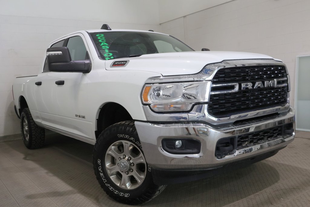 2024 Ram 3500 BIG HORN + 4X4 CREW CAB + V8 HEMI 6.4L in Terrebonne, Quebec - 1 - w1024h768px