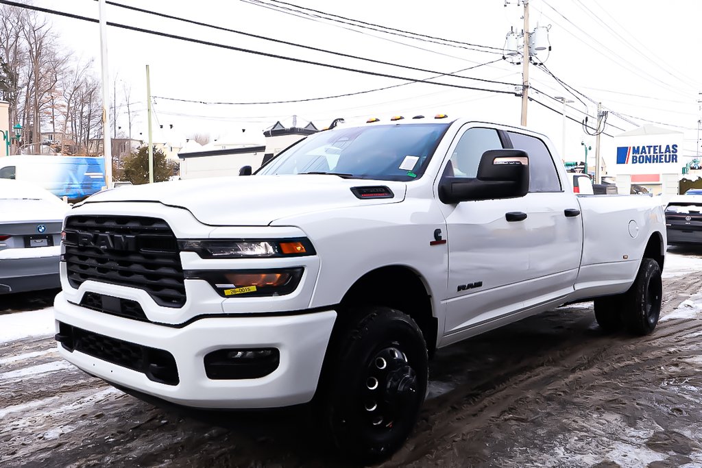 2026 Ram 3500 BIG HORN in Terrebonne, Quebec - 3 - w1024h768px