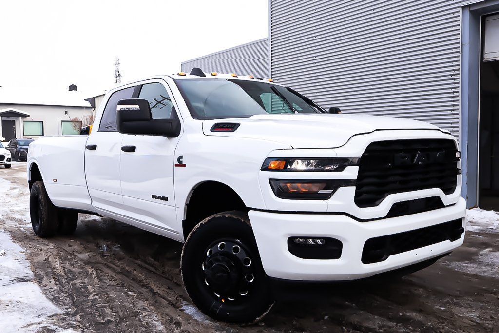 2026 Ram 3500 BIG HORN in Terrebonne, Quebec - 1 - w1024h768px
