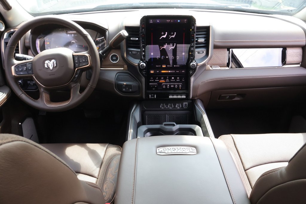 2026 Ram 3500 LIMITED LONGHORN in Terrebonne, Quebec - 11 - w1024h768px