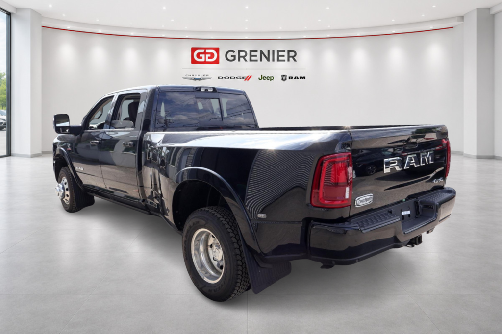 2026 Ram 3500 LIMITED LONGHORN in Terrebonne, Quebec - 4 - w1024h768px