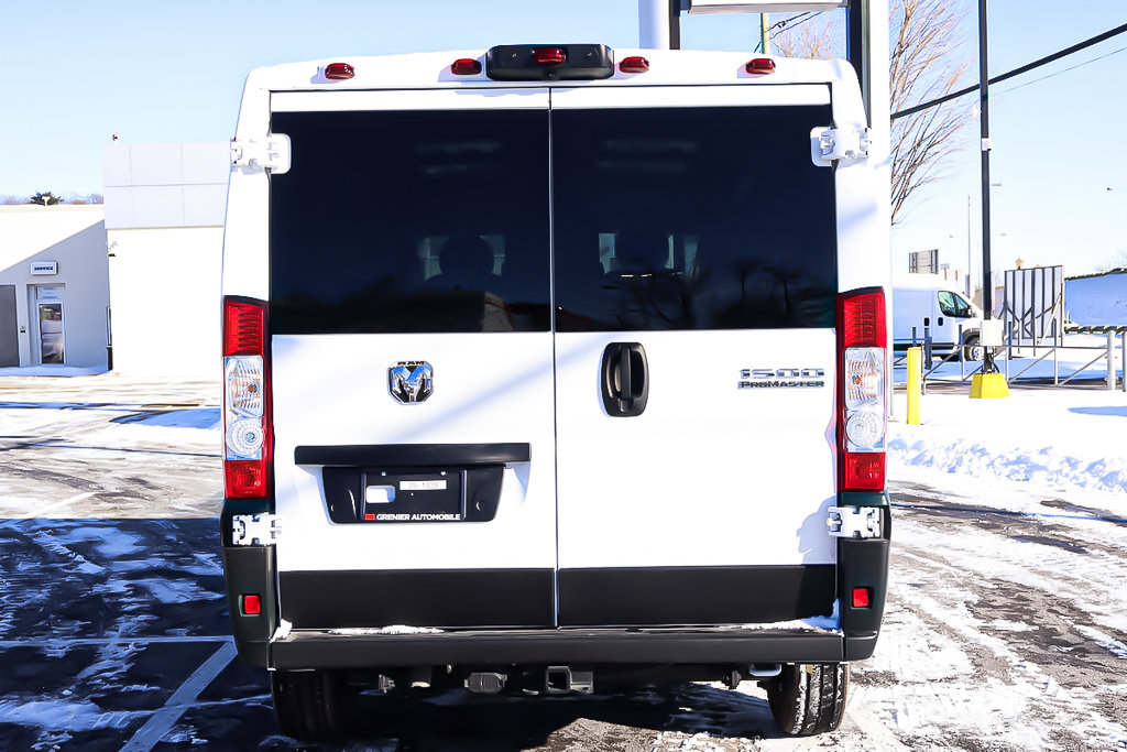 2025 Ram PROMASTER CARGO VAN 1500 TRADESMAN W/ PASS SEAT in Terrebonne, Quebec - 5 - w1024h768px