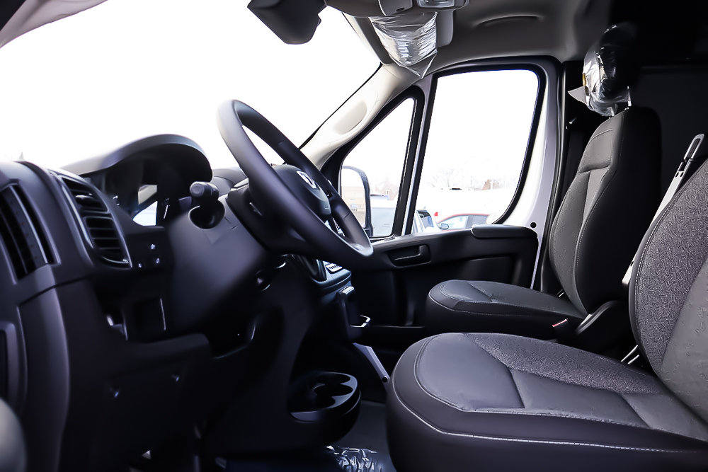 2024 Ram PROMASTER CARGO VAN 2500 TRADESMAN W/ PASS SEAT in Terrebonne, Quebec - 7 - w1024h768px