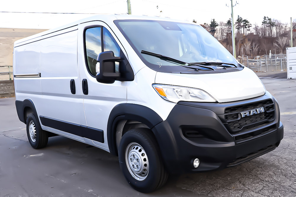 2024 Ram PROMASTER CARGO VAN 2500 TRADESMAN W/ PASS SEAT in Terrebonne, Quebec - 1 - w1024h768px