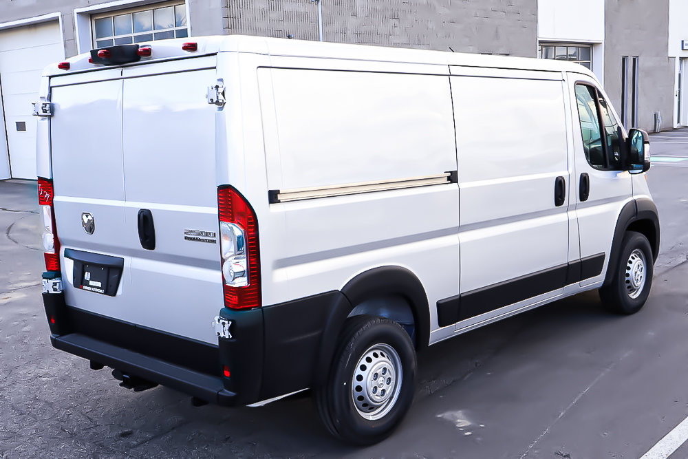 2024 Ram PROMASTER CARGO VAN 2500 TRADESMAN W/ PASS SEAT in Terrebonne, Quebec - 6 - w1024h768px