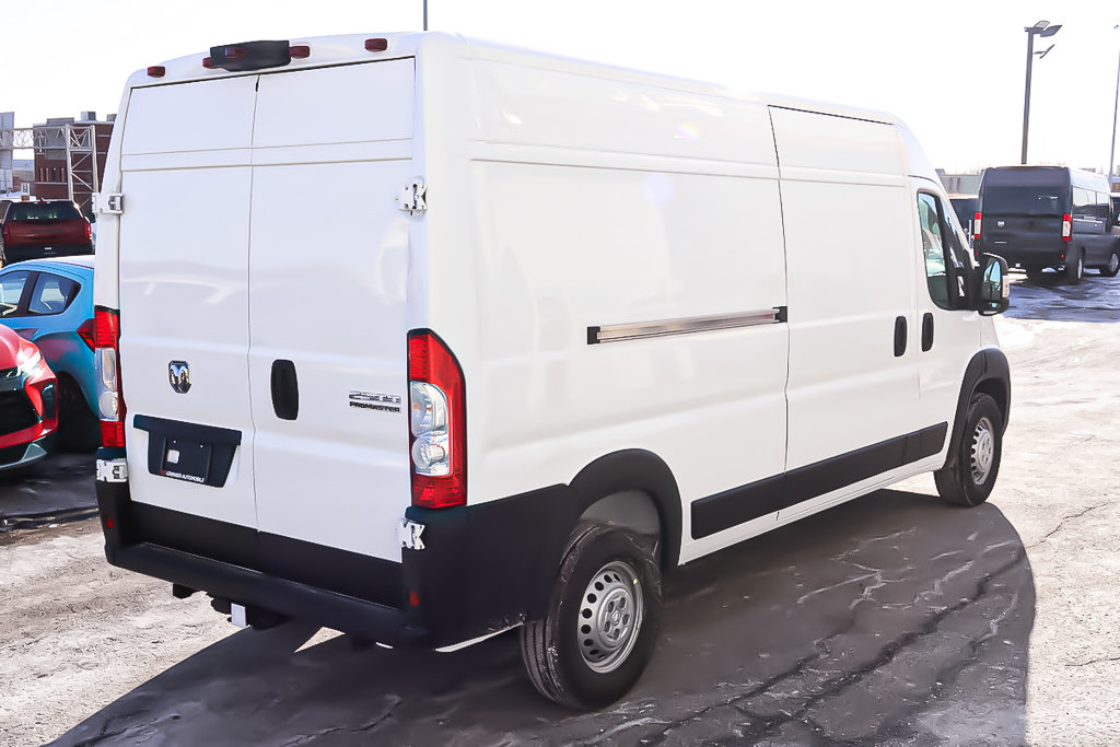 Ram PROMASTER CARGO VAN 2500 TRADESMAN W/ PASS SEAT 2025 à Terrebonne, Québec - 6 - w1024h768px