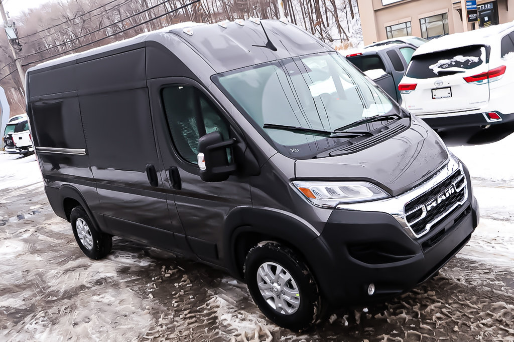 2025 Ram PROMASTER CARGO VAN 2500 SLT+ in Terrebonne, Quebec - 1 - w1024h768px