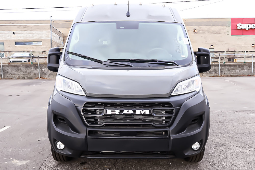 2025 Ram PROMASTER CARGO VAN 2500 TRADESMAN W/ PASS SEAT in Terrebonne, Quebec - 2 - w1024h768px