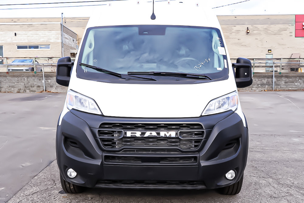 2025 Ram PROMASTER CARGO VAN 2500 TRADESMAN W/ PASS SEAT in Terrebonne, Quebec - 2 - w1024h768px