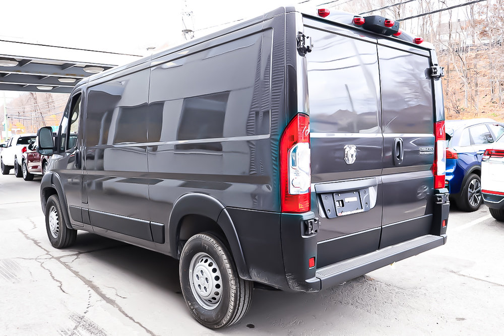 2025 Ram PROMASTER CARGO VAN 2500 TRADESMAN W/ PASS SEAT in Terrebonne, Quebec - 4 - w1024h768px