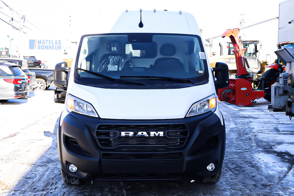 2025 Ram PROMASTER CARGO VAN 2500 TRADESMAN W/ PASS SEAT in Terrebonne, Quebec - 2 - w1024h768px