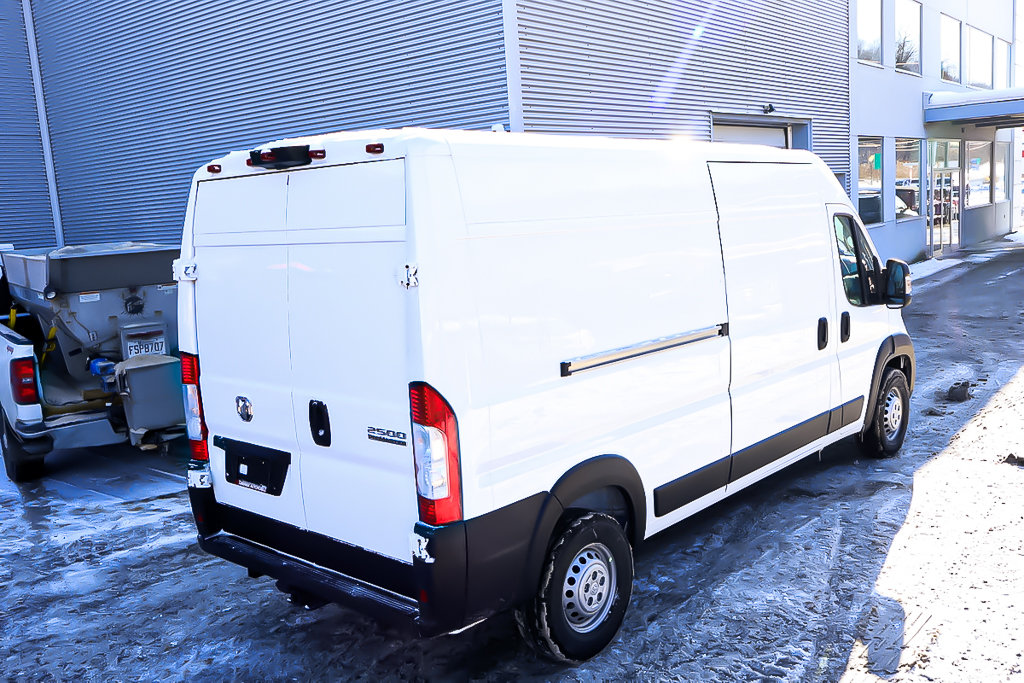 Ram PROMASTER CARGO VAN 2500 TRADESMAN W/ PASS SEAT 2025 à Terrebonne, Québec - 8 - w1024h768px