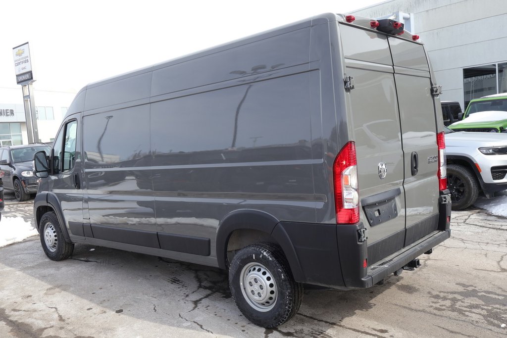 2026 Ram Promaster Cargo Van 2500 TRADESMAN W/ PASS SEAT in Terrebonne, Quebec - 3 - w1024h768px
