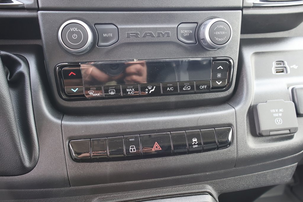 2026 Ram Promaster Cargo Van 2500 TRADESMAN W/ PASS SEAT in Terrebonne, Quebec - 15 - w1024h768px