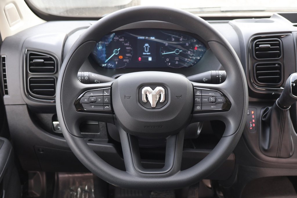 2026 Ram Promaster Cargo Van 2500 TRADESMAN W/ PASS SEAT in Terrebonne, Quebec - 10 - w1024h768px