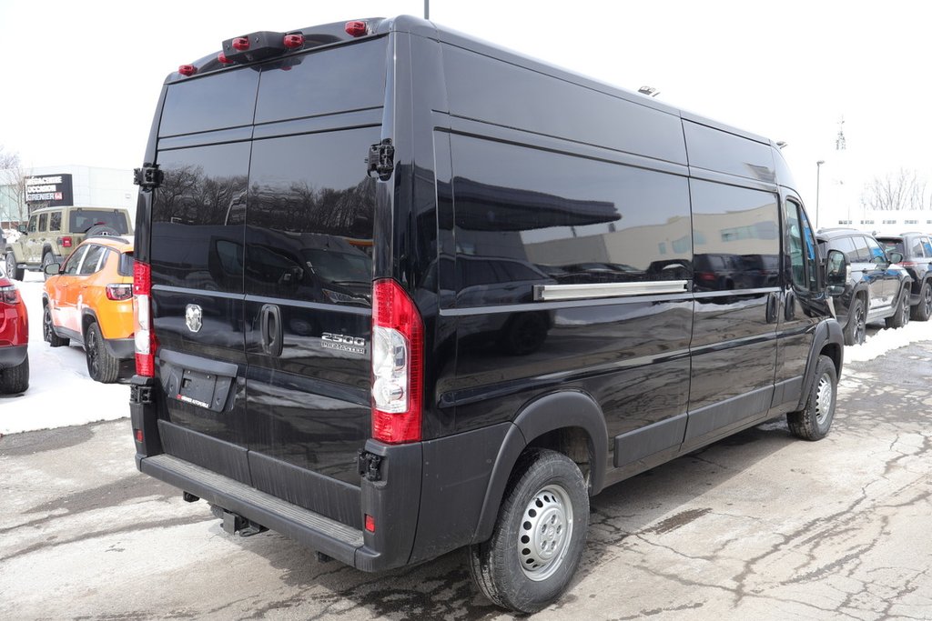 Ram Promaster Cargo Van 2500 TRADESMAN W/ PASS SEAT 2026 à Terrebonne, Québec - 6 - w1024h768px